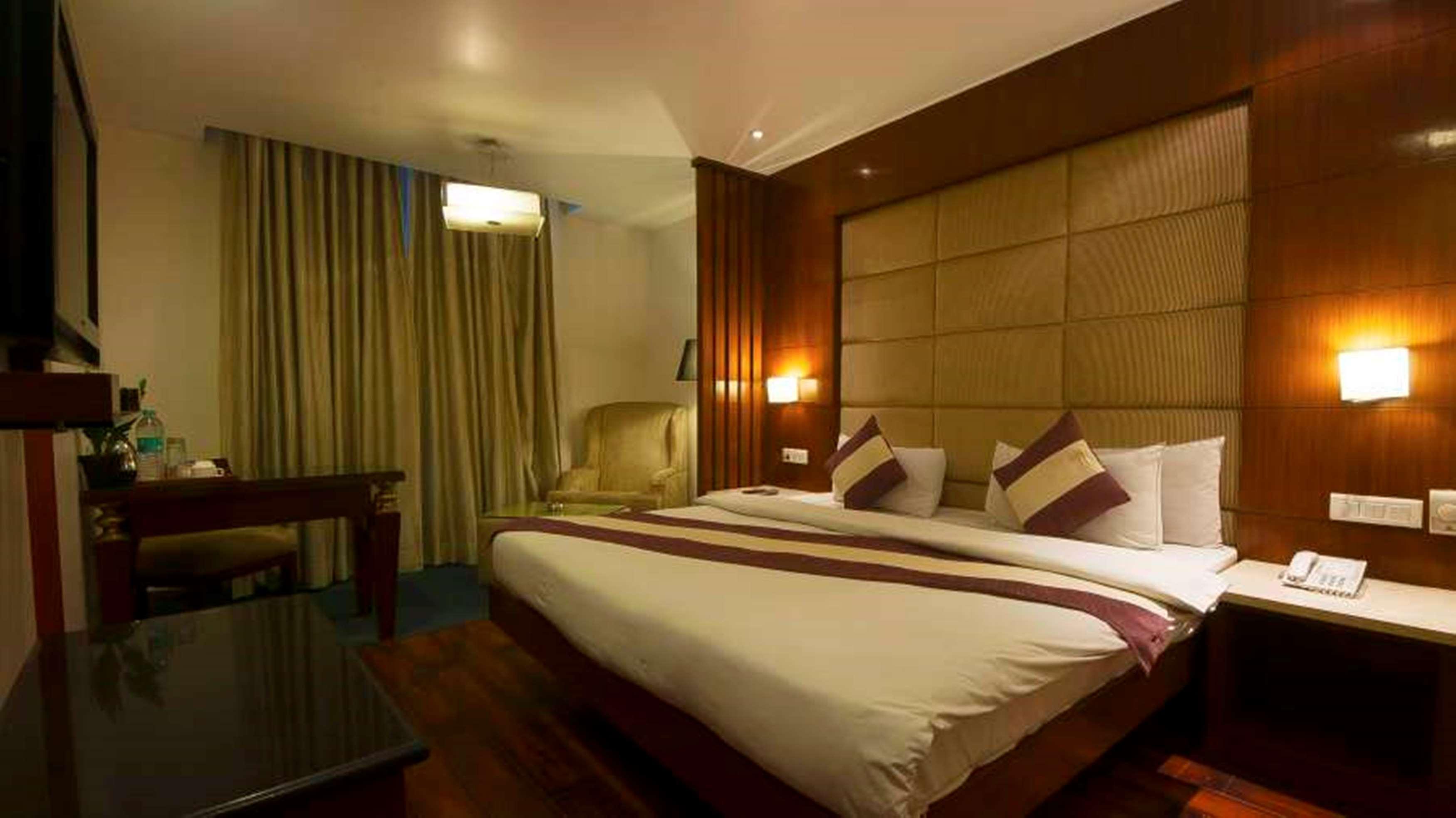 Hotel Aura New Delhi Exterior foto