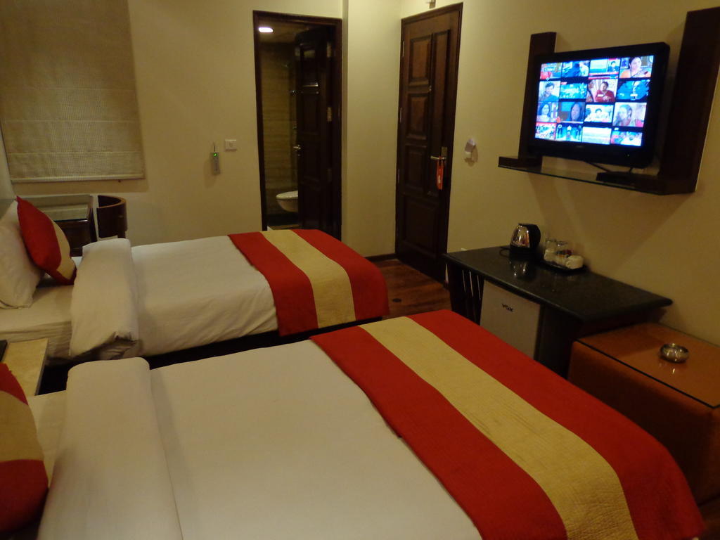 Hotel Aura New Delhi Exterior foto