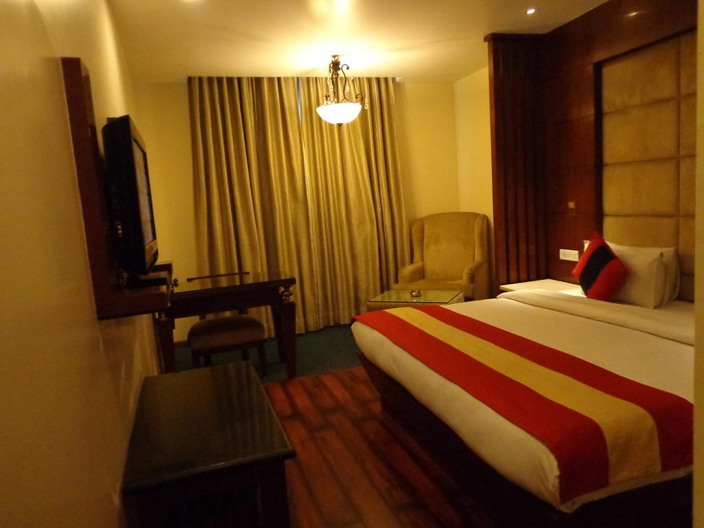 Hotel Aura New Delhi Exterior foto