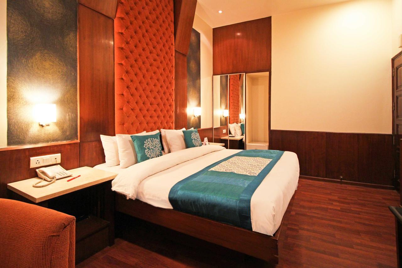 Hotel Aura New Delhi Exterior foto