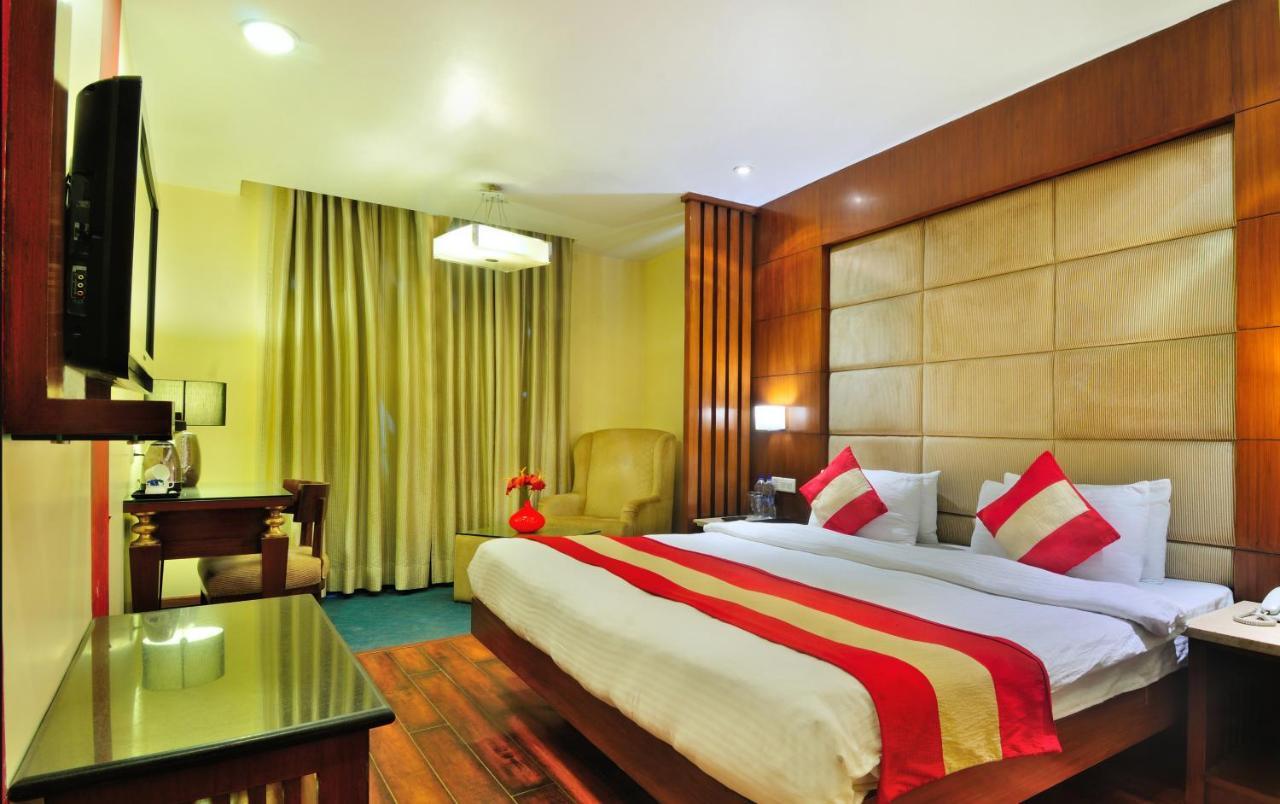 Hotel Aura New Delhi Exterior foto