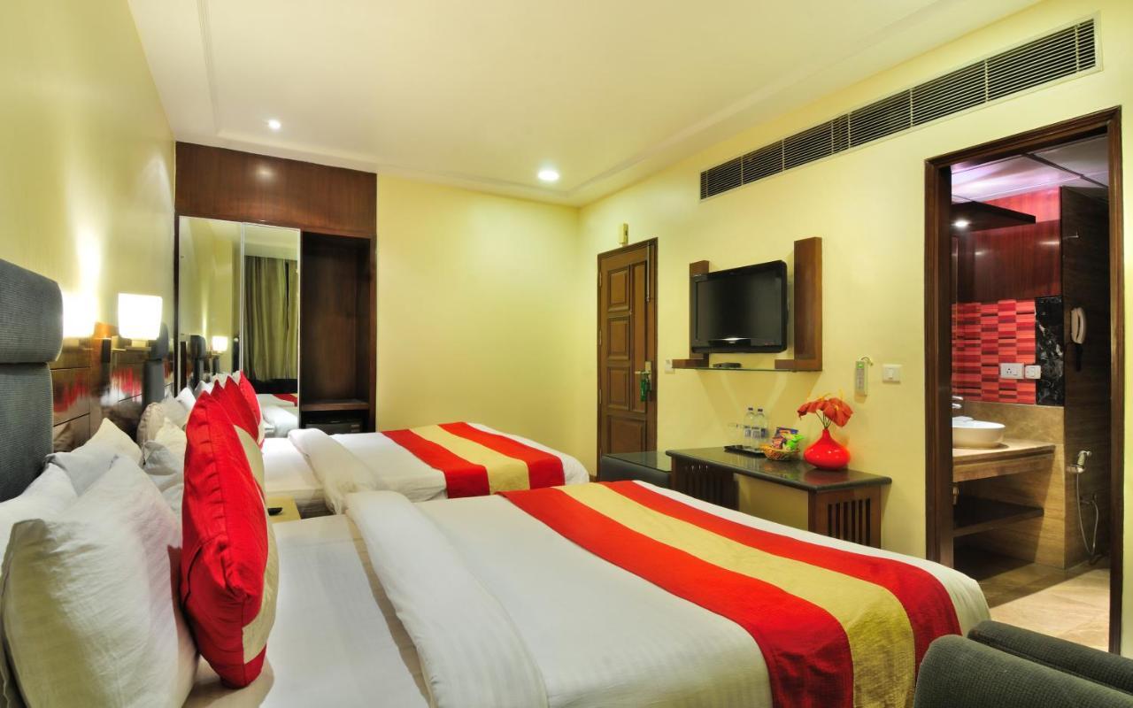 Hotel Aura New Delhi Exterior foto